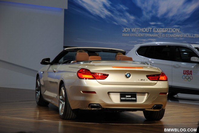 2012-BMW-650i-Cabrio-32