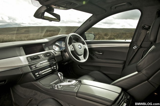 2012-BMW-M5-F10-05