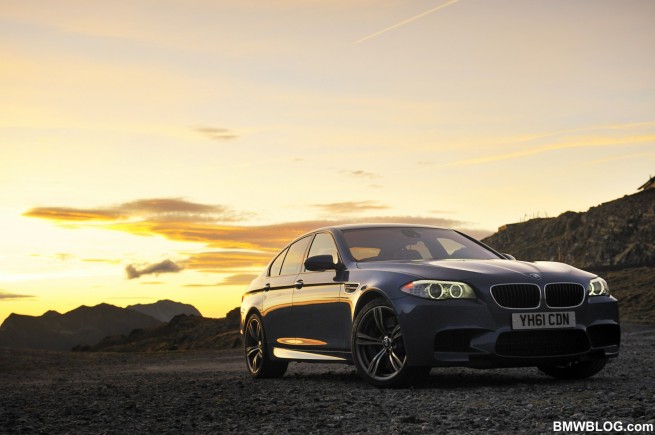 2012-BMW-M5-F10-08