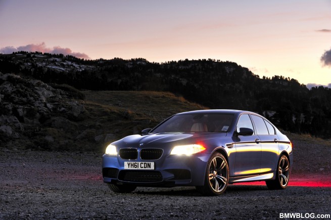 2012-BMW-M5-F10-13