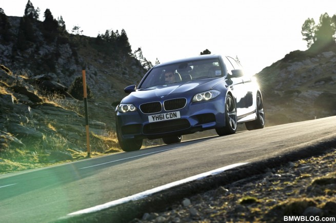 2012-BMW-M5-F10-14