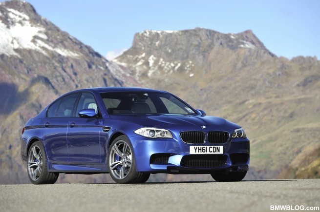 2012-BMW-M5-F10-24