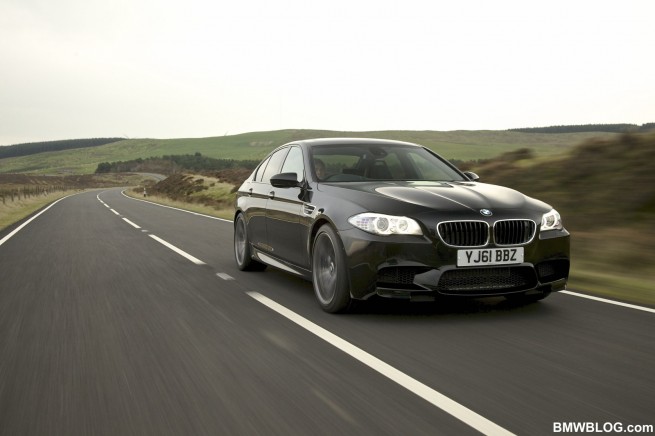 2012-BMW-M5-F10-41