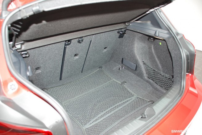 2012-bmw-1-series-netherlands-55