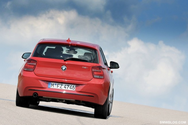 2012-bmw-118i-01