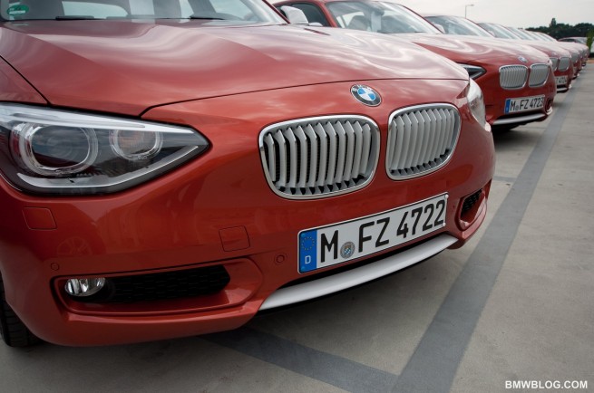2012-bmw-118i-review-26