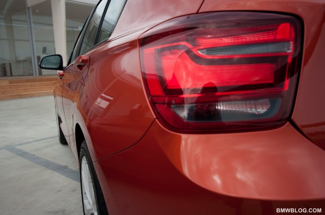 2012-bmw-118i-review-34