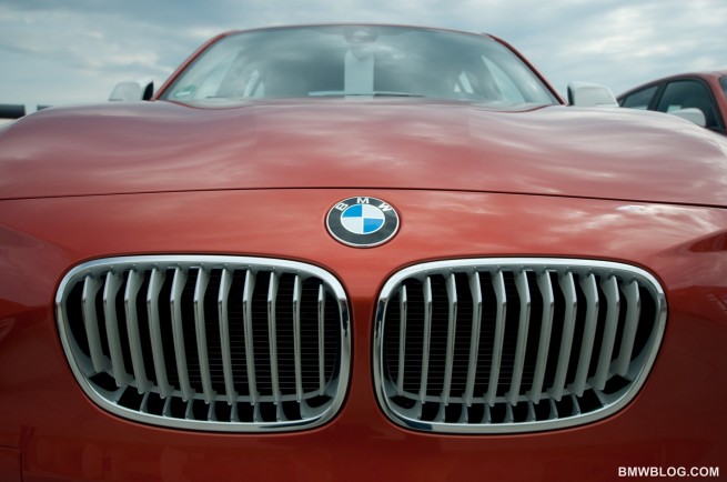 2012-bmw-118i-review-47