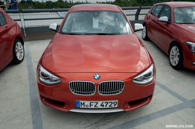2012-bmw-118i-review-48