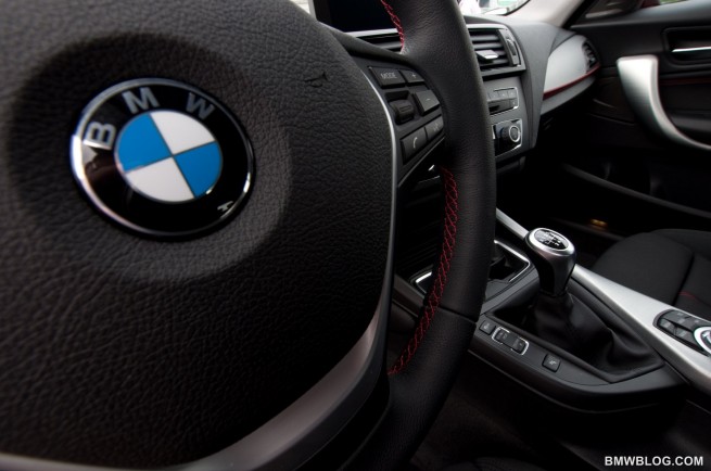 2012-bmw-118i-review-69