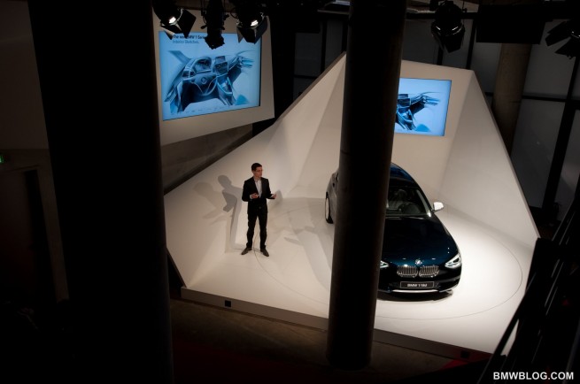 2012-bmw-118i-review-71