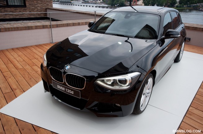 2012-bmw-118i-review-73