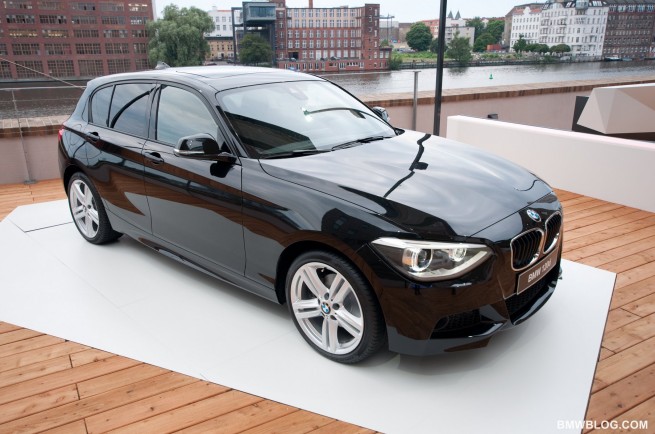 2012-bmw-118i-review-76