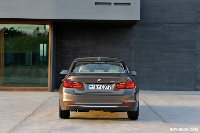 2012-bmw-3-series-110