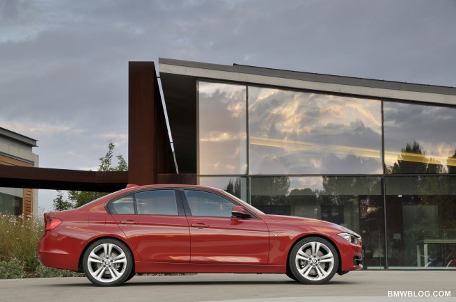 2012-bmw-3-series-pictures-100