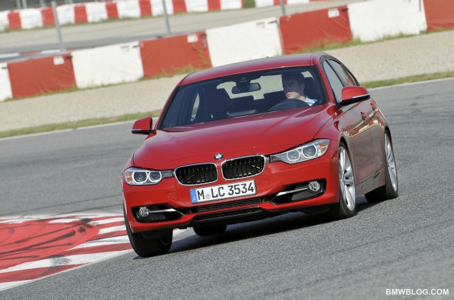 2012-bmw-3-series-pictures-104