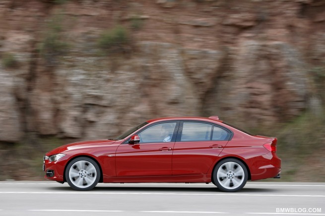 2012-bmw-3-series-pictures-110