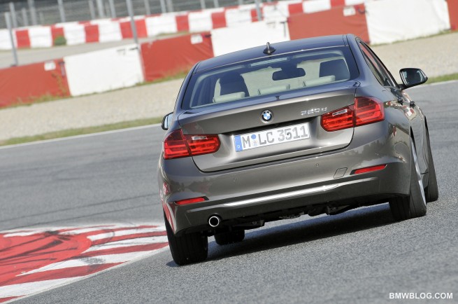 2012-bmw-3-series-pictures-12
