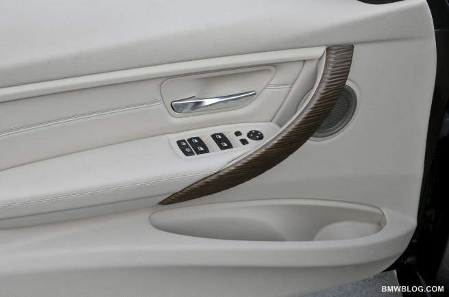 2012-bmw-3-series-pictures-135
