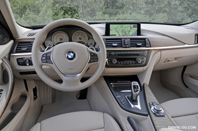 2012-bmw-3-series-pictures-140