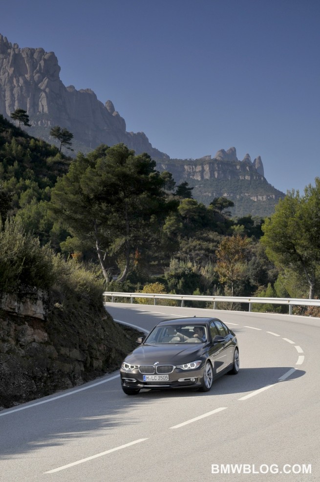 2012-bmw-3-series-pictures-18