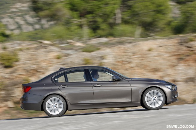 2012-bmw-3-series-pictures-39