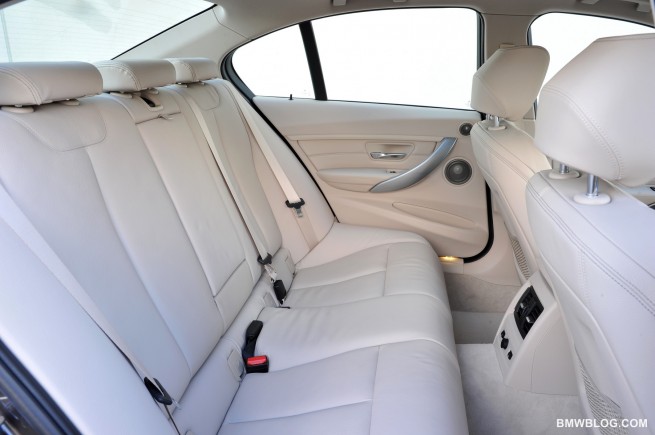 2012-bmw-3-series-pictures-41