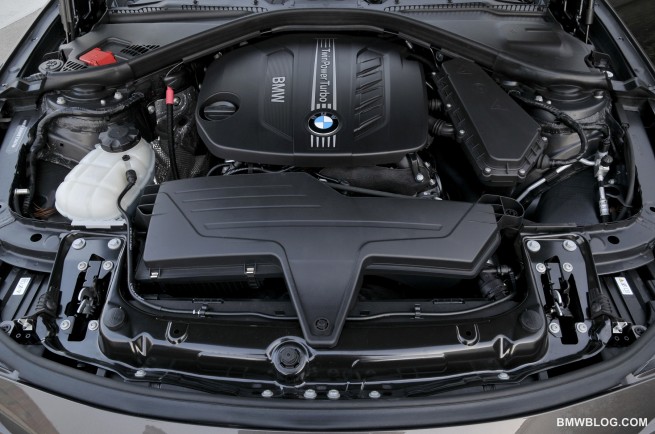 2012-bmw-3-series-pictures-46