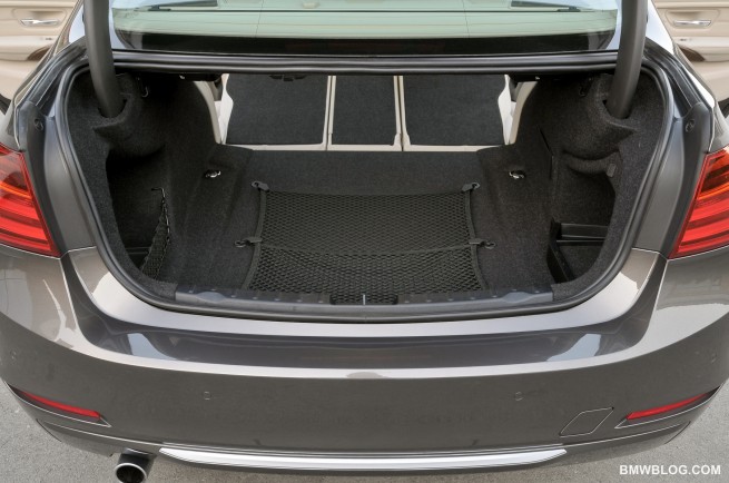 2012-bmw-3-series-pictures-47