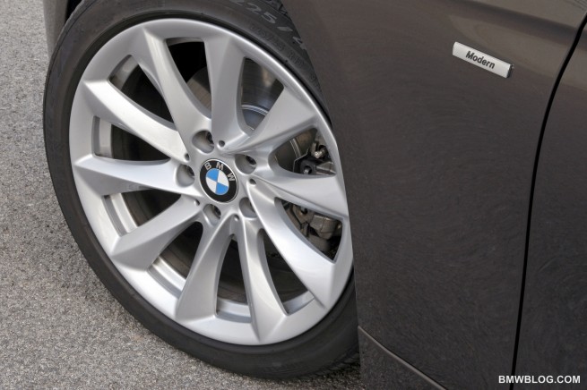 2012-bmw-3-series-pictures-50