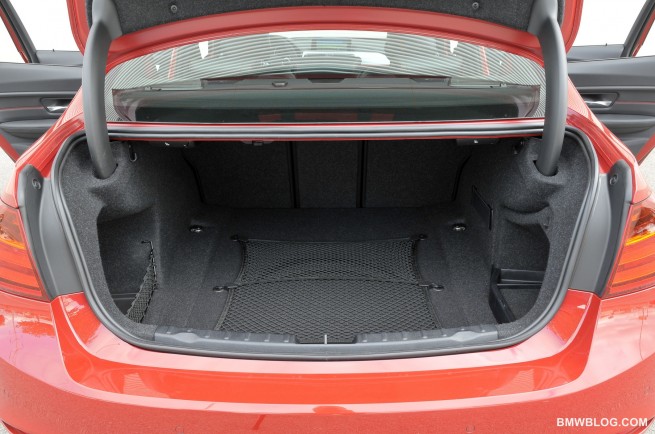 2012-bmw-3-series-pictures-59