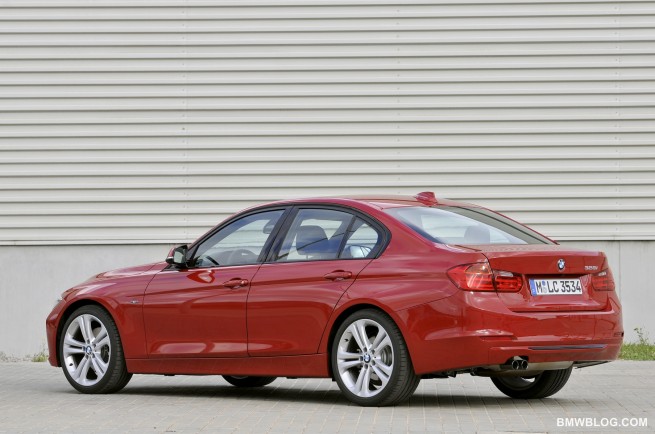 2012-bmw-3-series-pictures-94