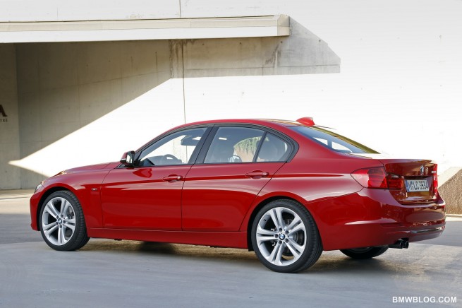 2012-bmw-3-series-pictures-97