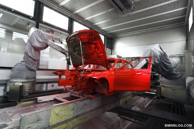 2012-bmw-3-series-production-02