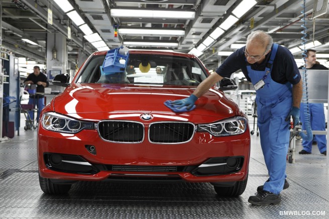 2012-bmw-3-series-production-08