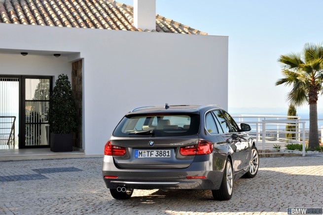 2012-bmw-3-series-touring-08