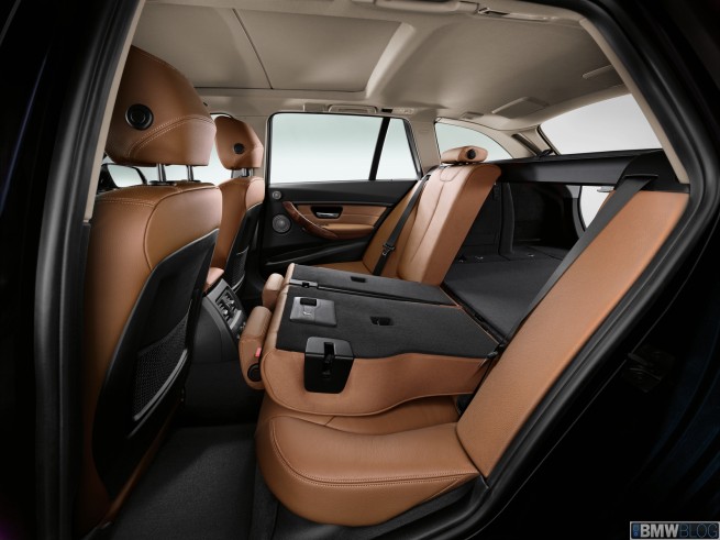 2012-bmw-3-series-touring-36