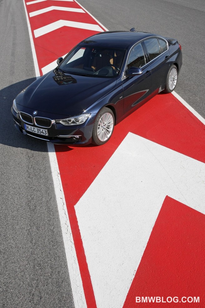 2012-bmw-328i---review-132