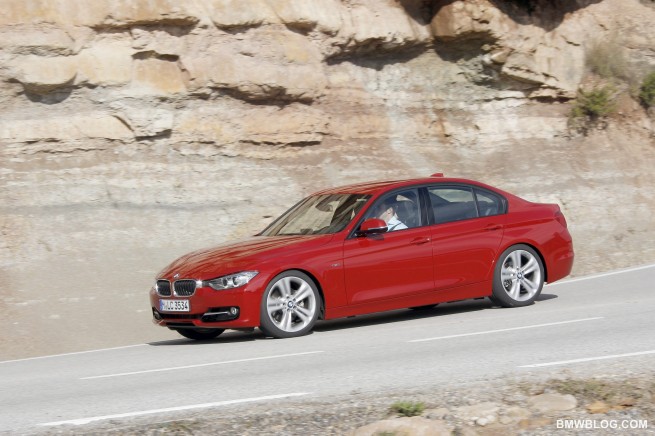 2012-bmw-328i---review-46
