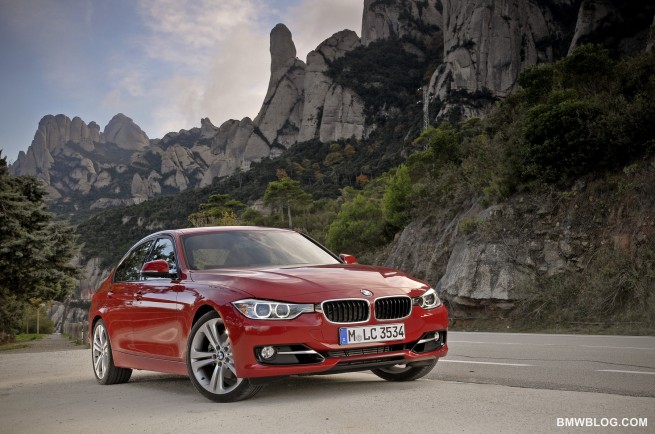 2012-bmw-328i---review-57