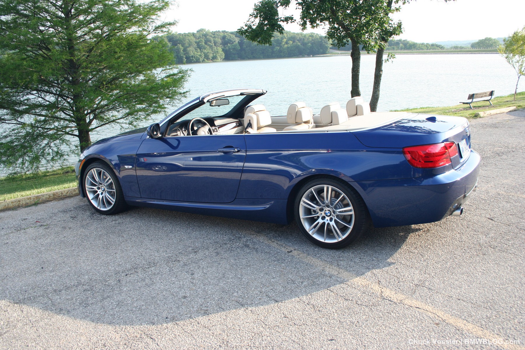 http://www.bmwblog.com/wp-content/uploads/2012-bmw-335i-convertible-06.jpg