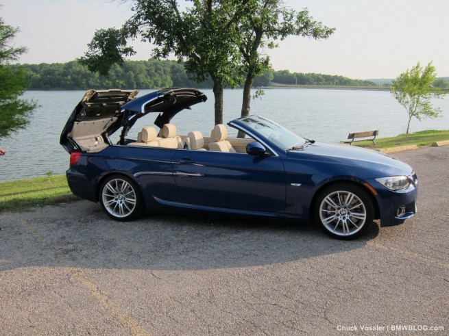 2012-bmw-335i-convertible-16
