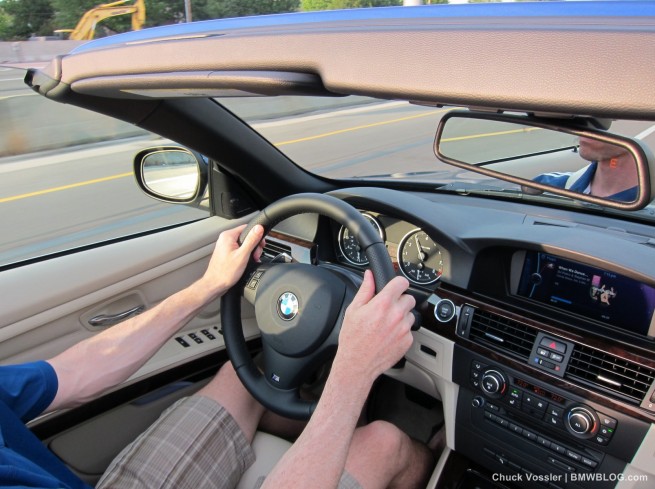 2012-bmw-335i-convertible-26
