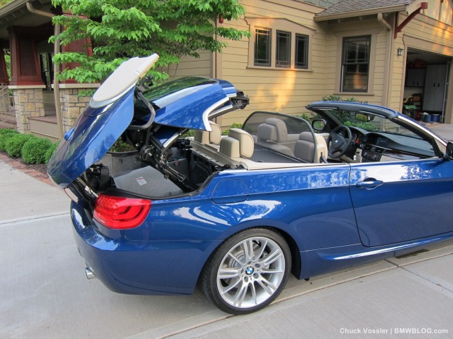 2012-bmw-335i-convertible-37