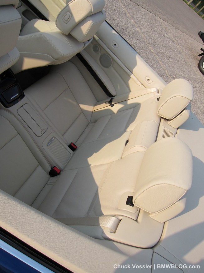 2012-bmw-335i-convertible-38