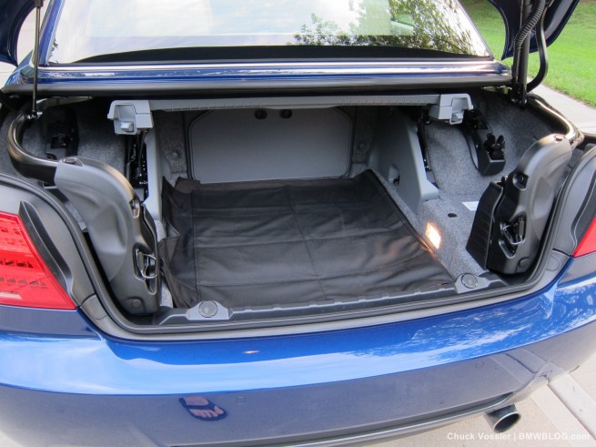 2012-bmw-335i-convertible-41