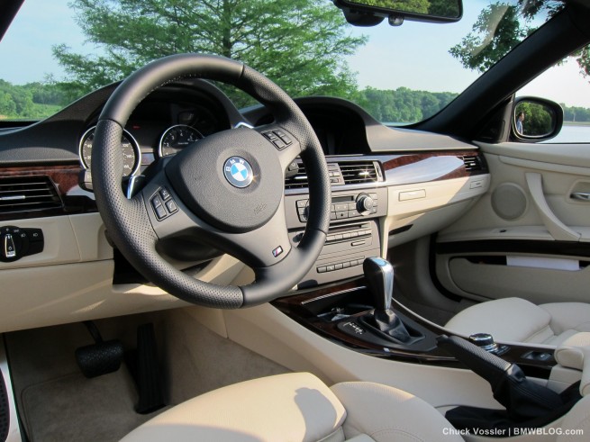2012-bmw-335i-convertible-49