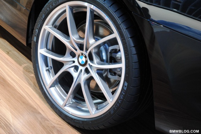 2012-bmw-650i-black-19