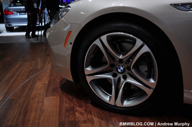 2012-bmw-650i-convertible-13