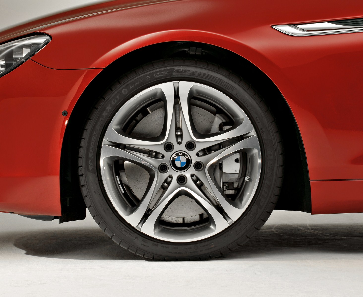 2012-bmw-650i-coupe-27.jpg